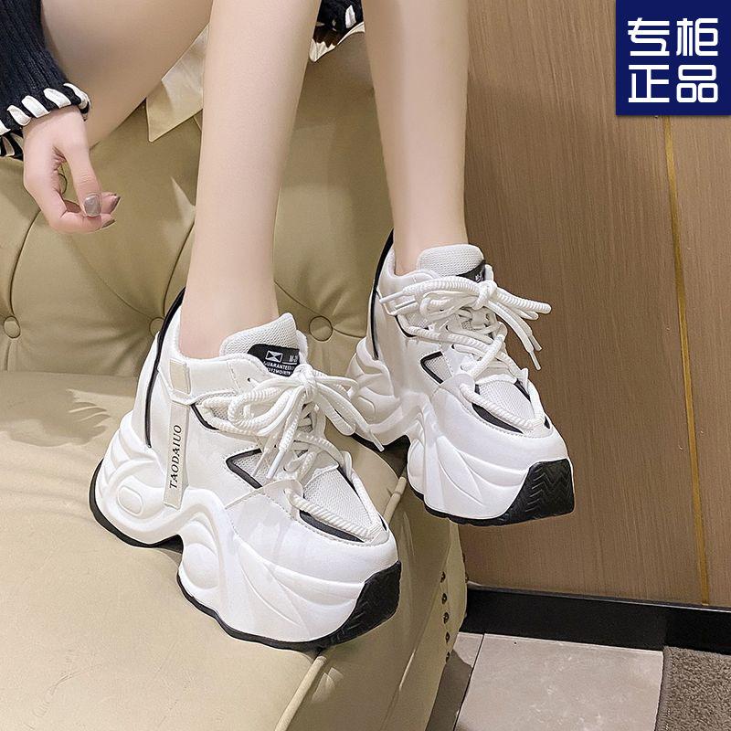 

Сезонные новые женские туфли на платформе с внутренней танкеткой, женские универсальные повседневные спортивные туфли 37