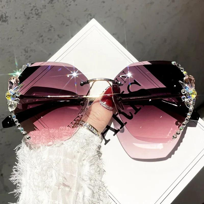 Luxury  Designer Vintage Rimless Rhinestone Sunglasses Women Men Fashion Gradient Lens Sun Glasses Shades For Female