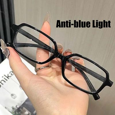 New Fashionable Square Frame Blue Light Barrier Glasses for Men and Women Luxury Brand Ultra Light Fashion Glasses
