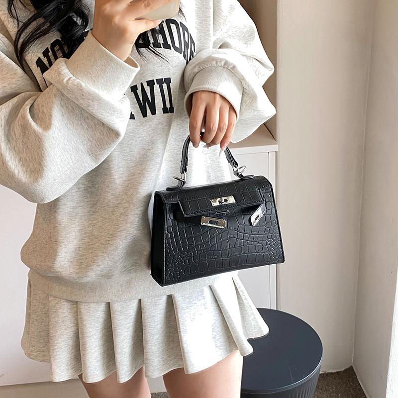 2025 Winter New Niche Design Crocodile Pattern Versatile High-end Sense Portable Small Square Bag Single Shoulder Messenger Kelly Bag