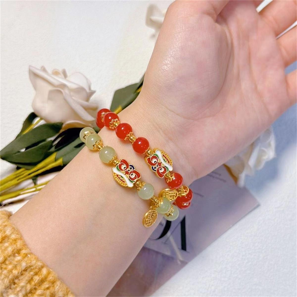 

Lion Dance Fu Brand Bracelet Female Simple Versatile Advanced Student Bracelet Free