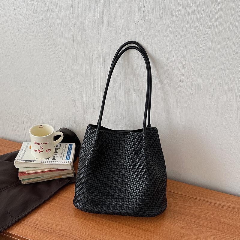 Borsa Tote Grande Intrecciata con Tracolla Lunga e Design Spazioso Perfetta per la Spesa Quotidiana e le Uscite