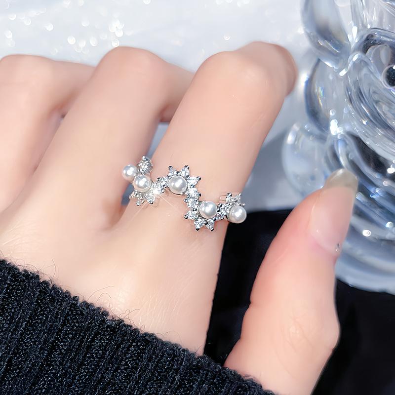 French Retro Niche Design Sense Diamond-Set Sweet Open Ring Stacked With Gentle Fairy High-End Sense Personalized Jewelry