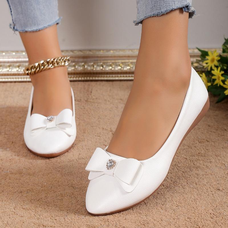Fashion 2025 New Style Women's Bow Shoes Version Pointed Plus Size Flat Bottom Shallow Outer Wear Casual Women's Shoes Trendy