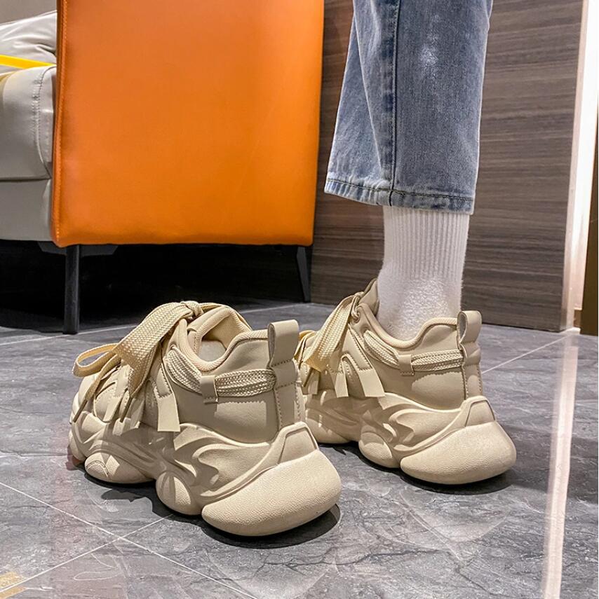 2024 Spring Women Chunky Sneakers White Thick Bottom Falts Increased Round Toe Shoe Trendy Leisure Sports Female Vulcanize Shoes