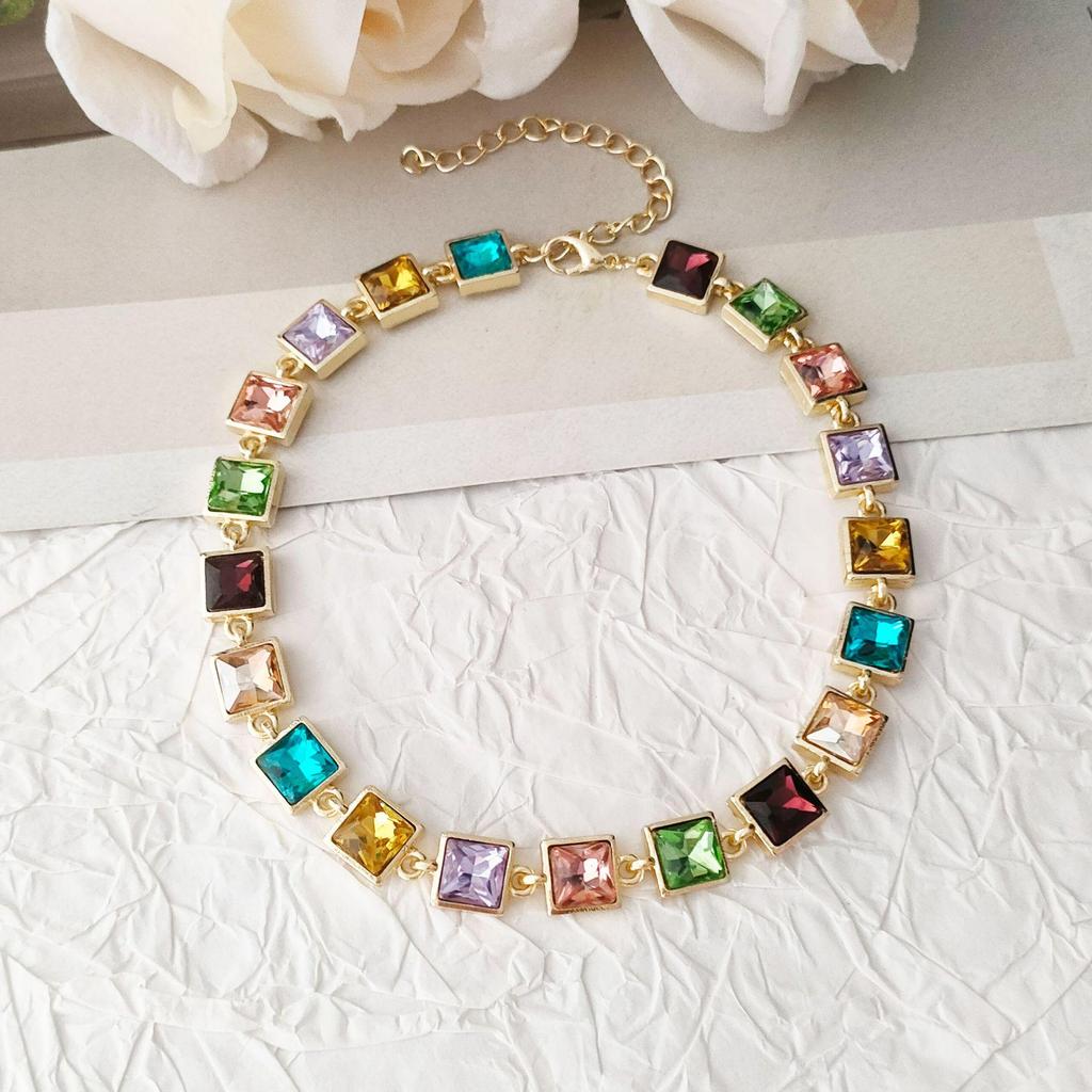 Collier Choker Diamant Coloré Printemps/Été - Collier Ras du Cou Haut de Gamme pour Femme, Design Polyvalent