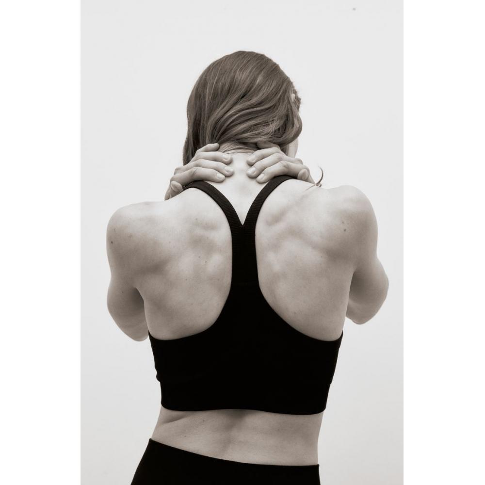 

Бесшовный спортивный бюстгальтер средней поддержки HM DryMove, черный