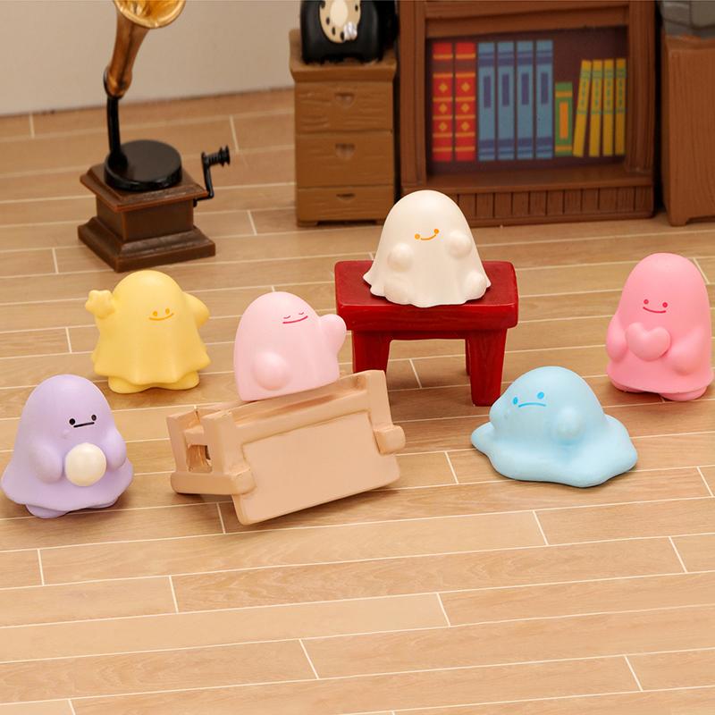 Cute Cartoon Mini Halloween Colorful Ghost Miniature Figurines Desktop Car Micro Landscape Home Ornaments Decoration Accessories