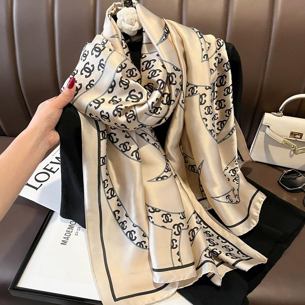 New Spring and Autumn Retro Floral Cranes Temperament Simulation Silk Large Long Scarf Sunscreen Outwear Shawl Female Silk Scarf