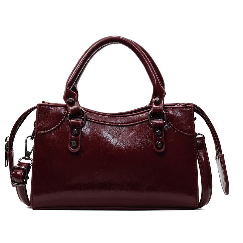 Premium handbag bag women's new oil wax leather locomotive bag pillow bag shoulder messenger bag