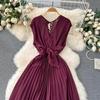 Sommer Neues Französisches Chic Maxikleid Damen V-Ausschnitt Ärmellos Schnürung A-Linie Falten Damenkleider Damen