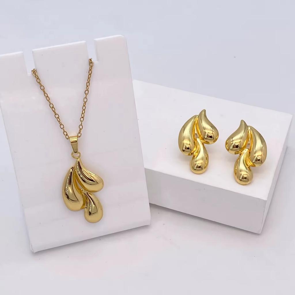 Vacation Stainless Steel Ocean Element Shell Heart Bow Flower Earrings Necklace Women's Beach Jewelry Set
