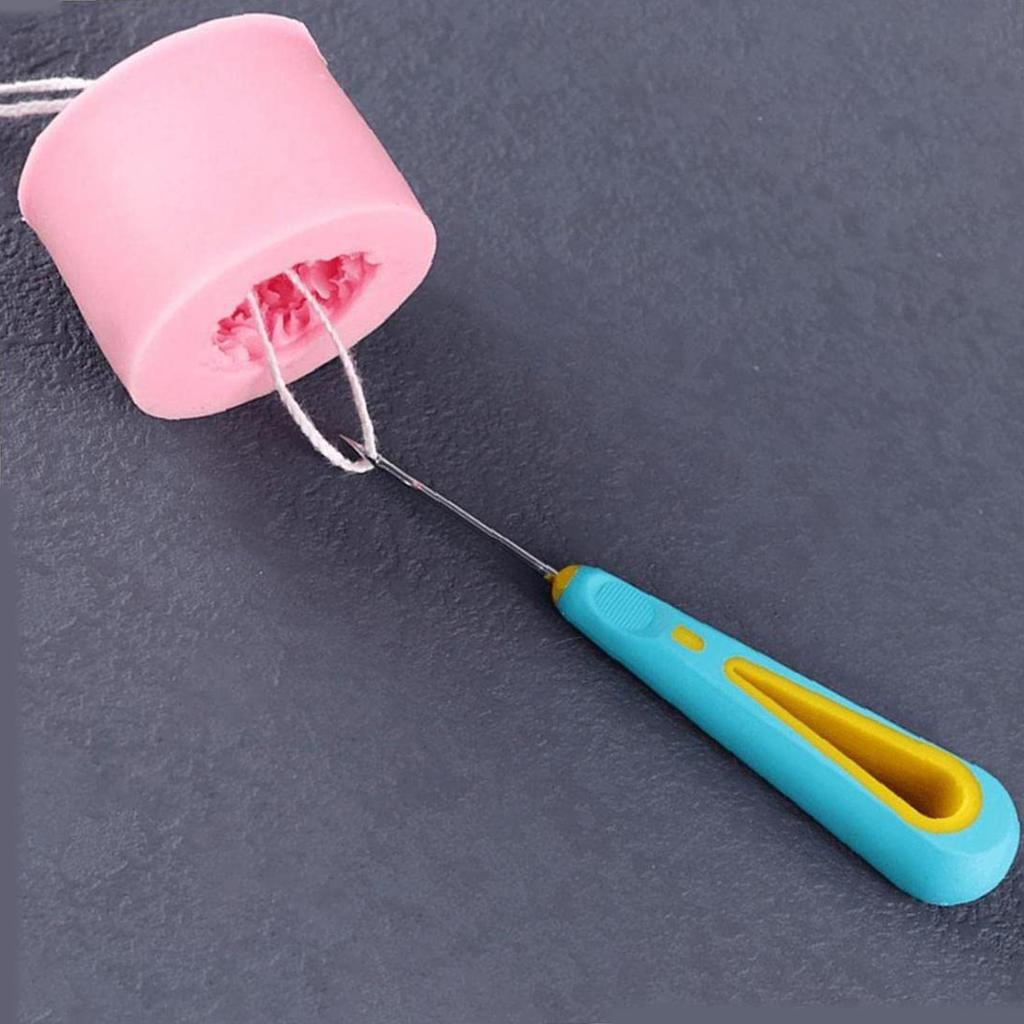 Non-slip Handle Scratch Awl Tool Leathers Awl Tool Steel Cone Punching Leather Hole Punching Tool for Sewing Repairing