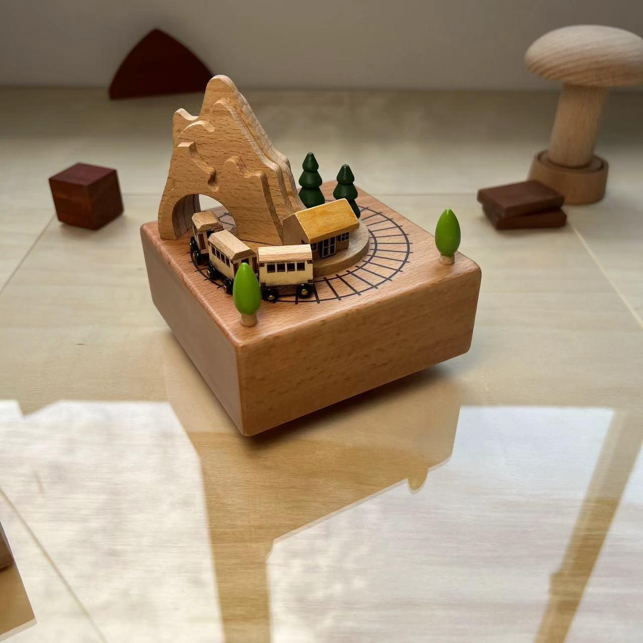 Handmade Wooden Creative Rotating Music Box Ornaments Crafts Birthday & Holiday Gifts for Children Tradition Classic Gift