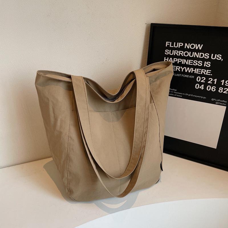 Japanese Aesthetic Foreign Style Personality Casual Shoulder Bag Female Student Class Handbag Niche Commuter Tote Bag