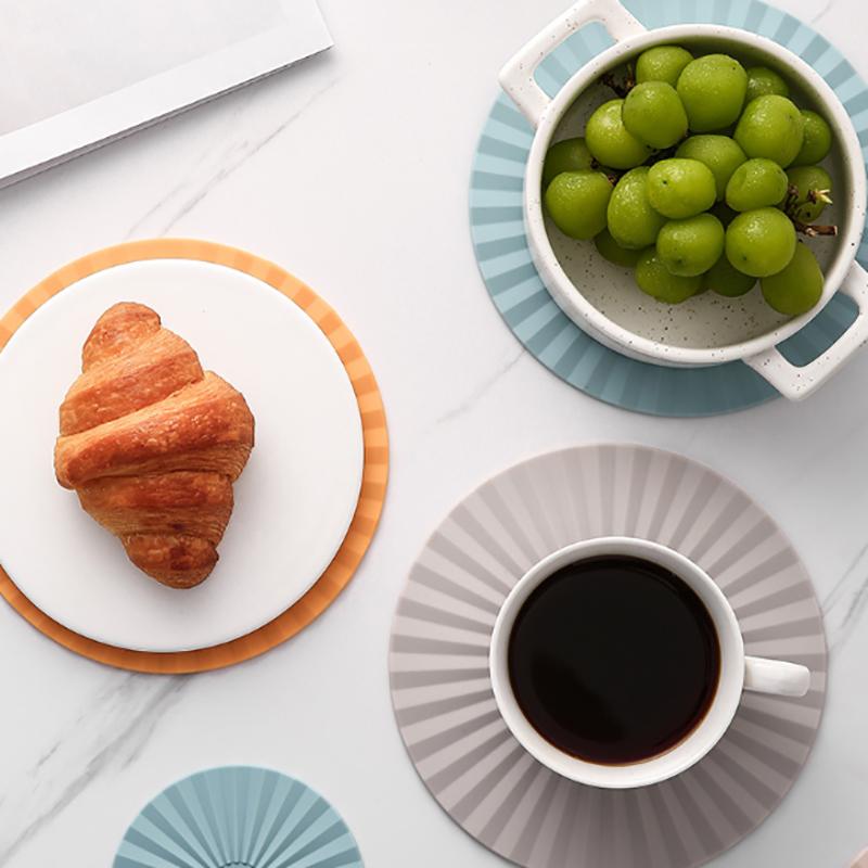 Round Heat Resistant Pot Pan Silicone Mat Non-Slip Cup Coasters Table Placemat Tea Protection Pad Kitchen Gadgets Accessories