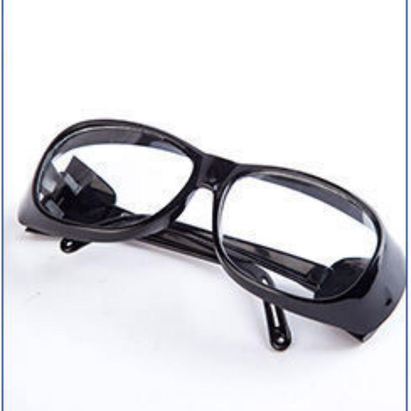 Non-polarized Welding Glasses Auto Darkening Safety Welder Dustproof, Impactproof and Windproof Welding Equipment Protective Accessories