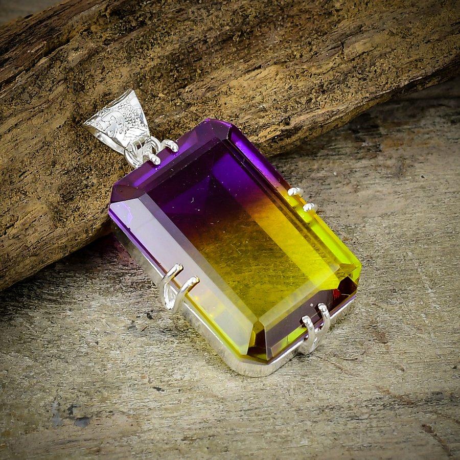 

Bi-Color Tourmaline Gemstone 925 Sterling Silver Jewelry Pendant 1.77 M-129