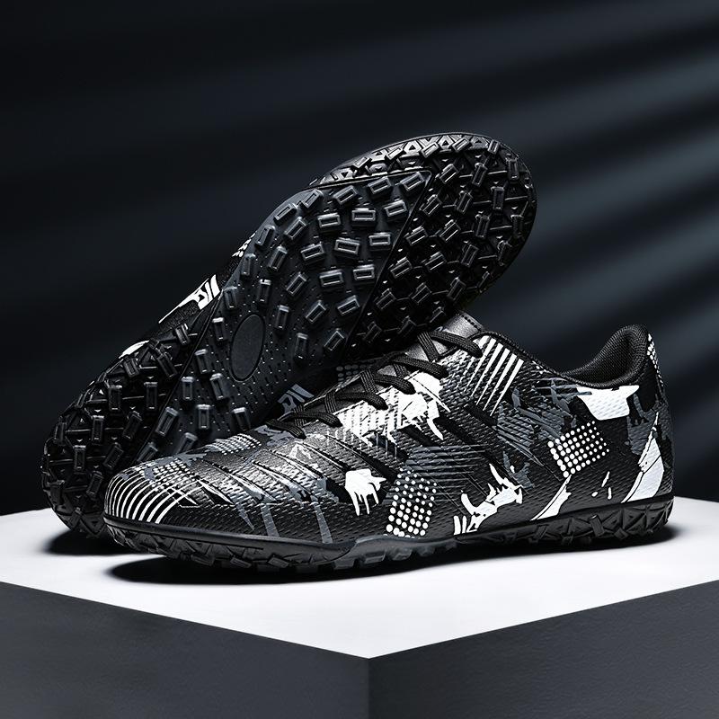 2025 New Low-top Football Shoes, Men's and Women's Spikes, Youth Sports Shoes, Professional Competition Training Shoes