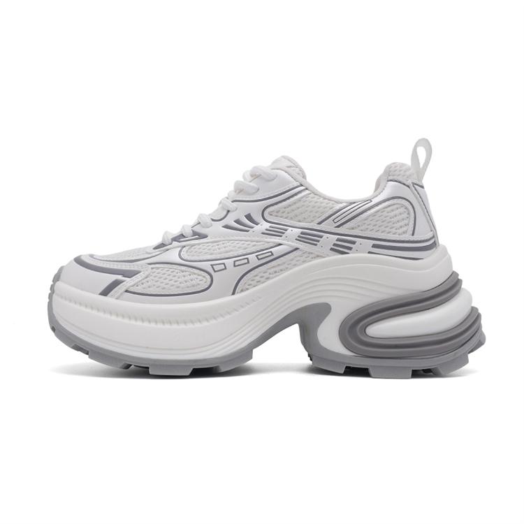 College Style Age Reducing Dad Shoes: Summer Comfortable and Versatile Mesh Shoes, Thick Soled Women's Casual Shoes