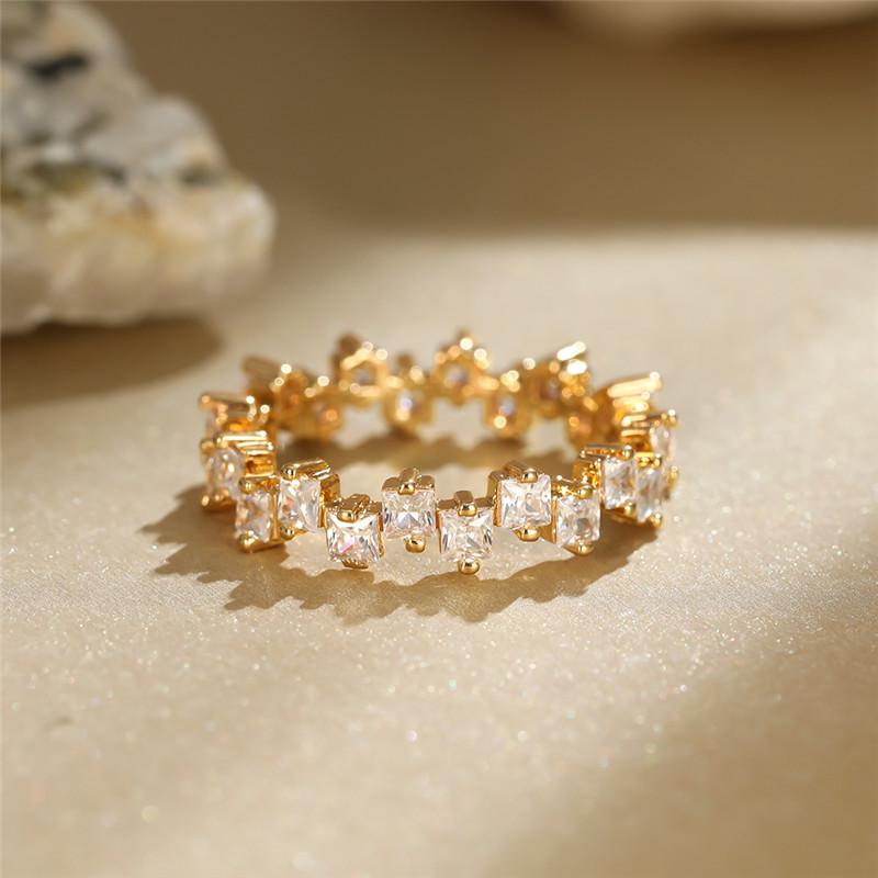 Erhun Creative Zircon Diamond Inlaid Gold-Plated Square Ring