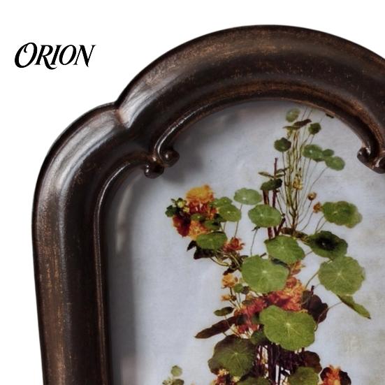 European Carved Frame Retro Photo Frame, Vintage Rustic Picture Resin Arched for Wall Mounting or Tabletop Display Style