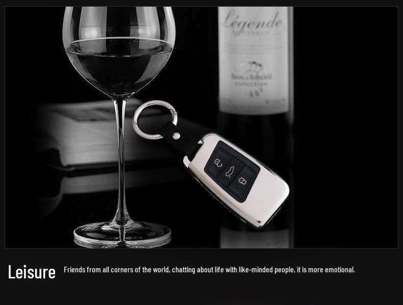 Genuine Leather Key Case for Volkswagen Magotan B8 17 Models - Unisex Metal Protective Shell