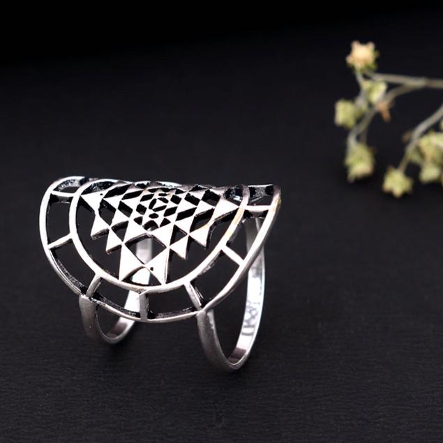 Silver Therapy Arthritis Ring – Handmade Adjustable Joint Support Splint, Thumb Relief Jewelry