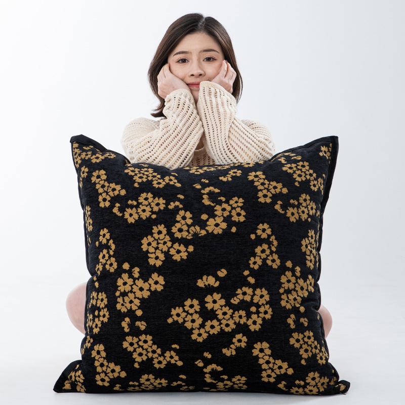 Medieval Style B & B Hotel Throw Pillow Cushion Sofa Living Room Pillowcase Backrest Pad - Soft Fabric Decorative Cushion