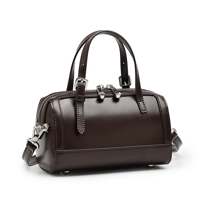Leather Korean niche pillow bag women's light luxury handbag women's 2026 summer Boston bag