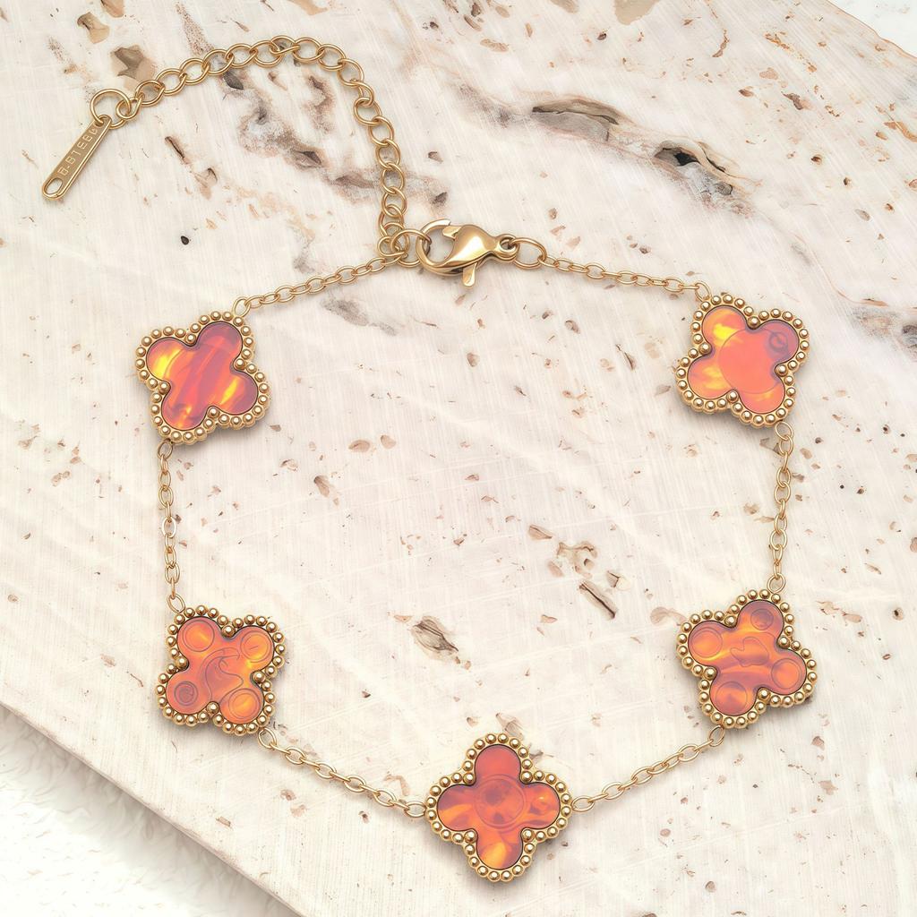 Titanium Steel New Color Four-leaf Clover Bracelet Lucky High-end Ladies Bracelet
