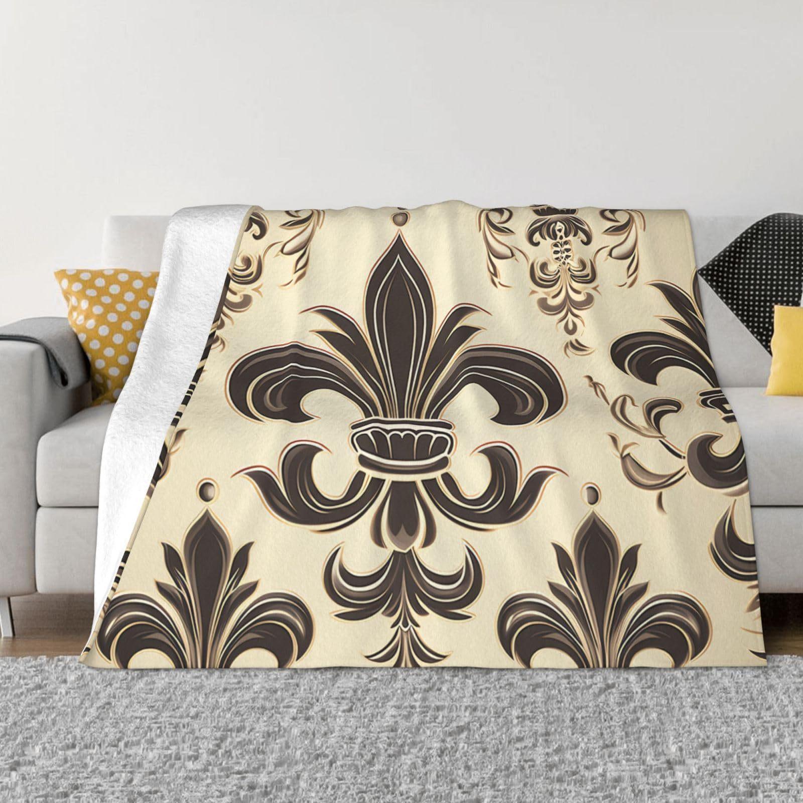 Iris pattern emblem design digital-printed polyester Bedroom velvet flannel cover blanket Fleece soft cover blankets for beds 75x90cm