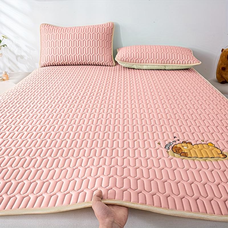 1pc Ultra-Soft Breathable Cooling Mattress Pad - Hypoallergenic Polyester Bed Topper with Cute Cartoon Design