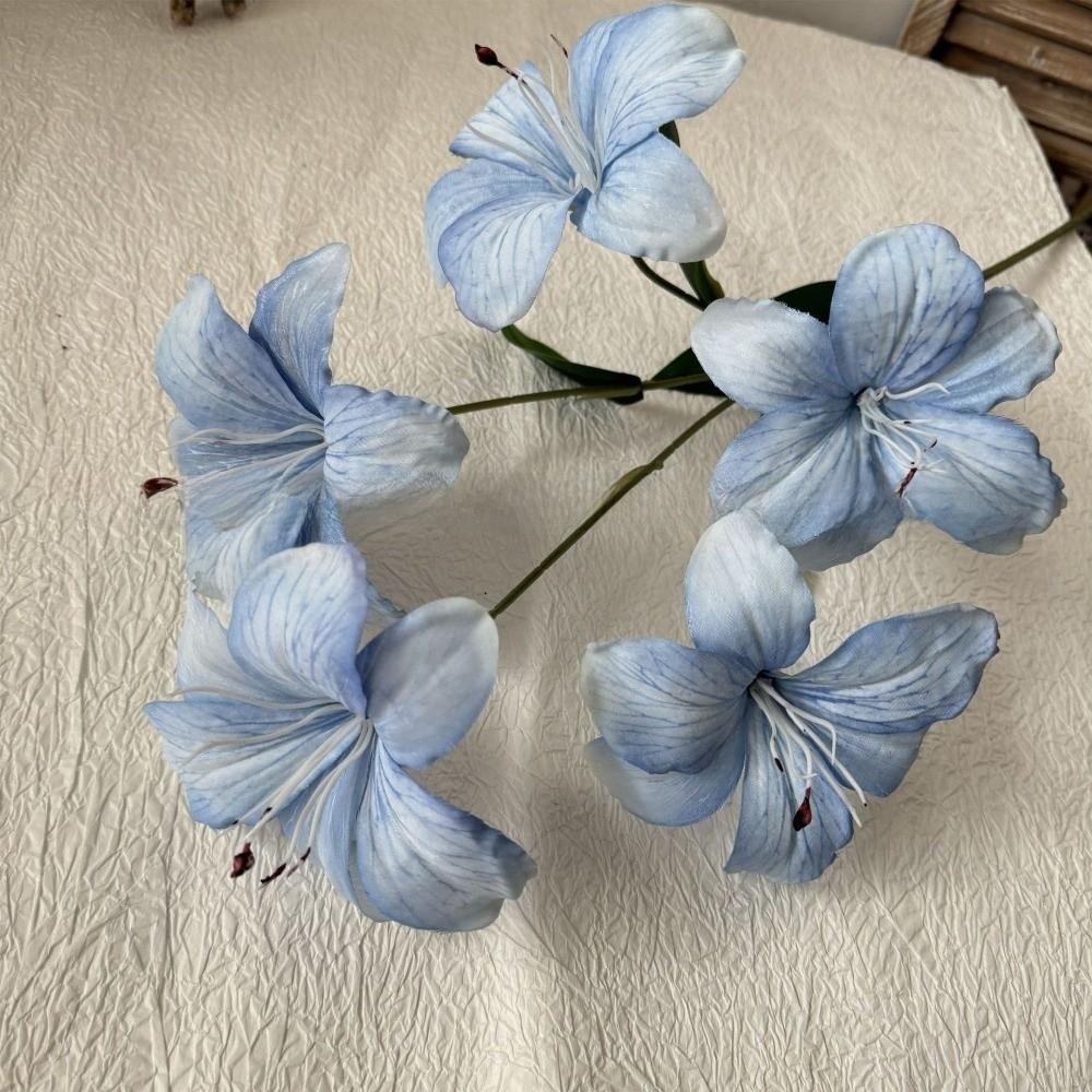 White Artificial Lily Flowers 5-head Simulation Decorative Bouquet  Indoor Decoration