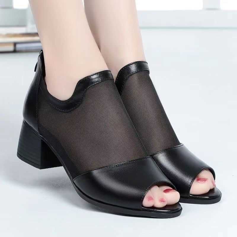 Summer Women s Leather Sandals with Breathable Mesh Upper and Hollow-Out Design - New Fashionable Soft-Soled Single Shoes 37 чёрный