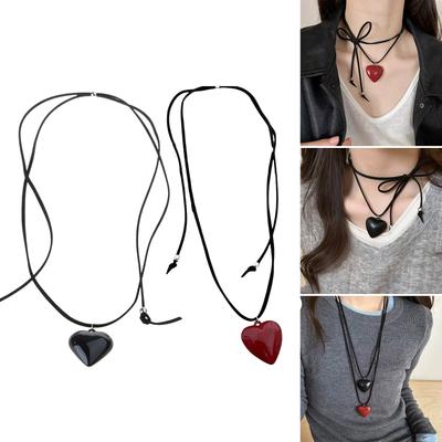 Heart Necklace with Soft Velvets Adjustable Chain Stylish Neckchain Accessories Party Accessory for Fashion Enthusiasts