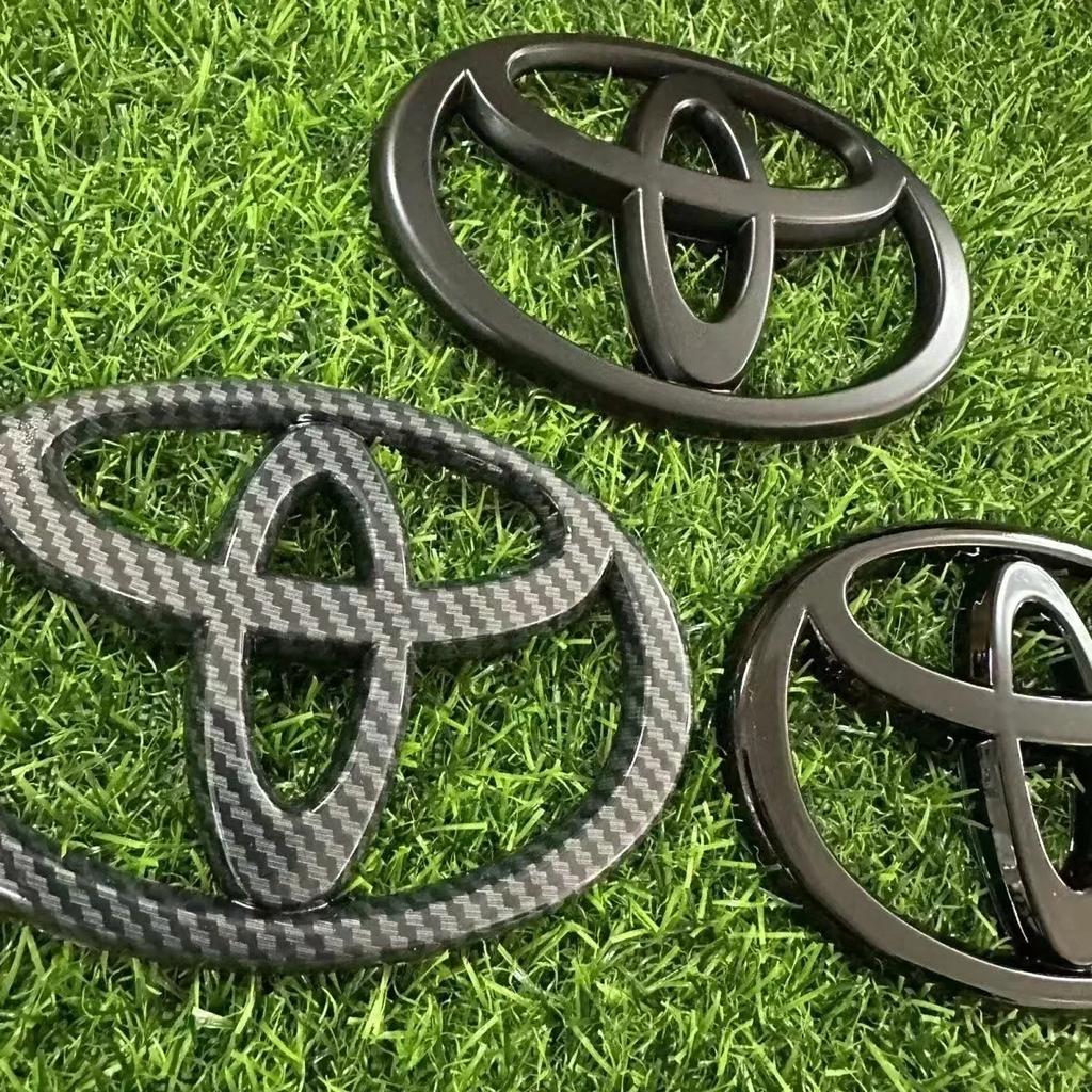 1PC 3D ABS Car front grille trunk Logo Emblem For Toyota RAV4 Camry Corolla Levin Yaris Reiz Vios Highlander CHR Prius accessory