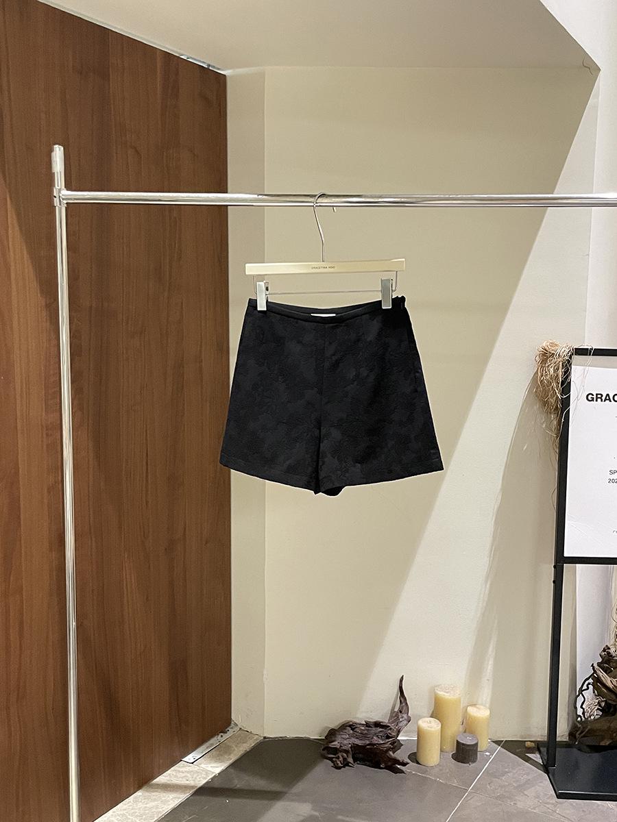 GraceTinahoo Spring Linen Jacquard A-Line Casual Shorts (KA6108) Medium