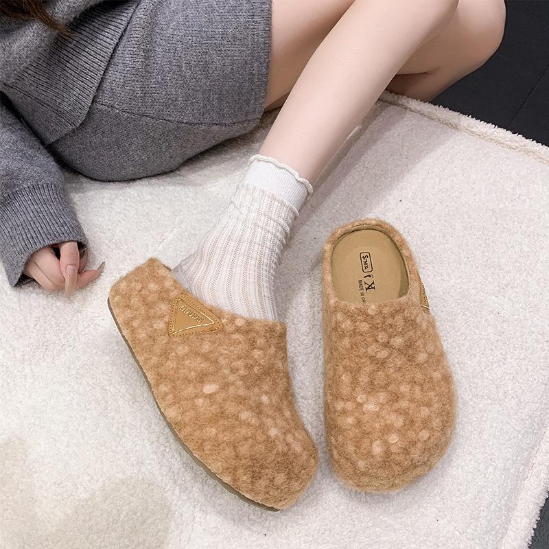 2025 autumn new outer wear thick-soled bag head half slippers women's casual one-pedal mid-heel flat bottom with skirt women's shoes