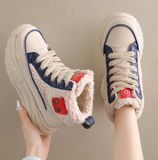 Women Chunky Platform Ankle Boots - Winter Warm Fleece-Lined Low Heel Lace-Up Boots with Thick Rubber Sole, Round Toe Sonw Boots