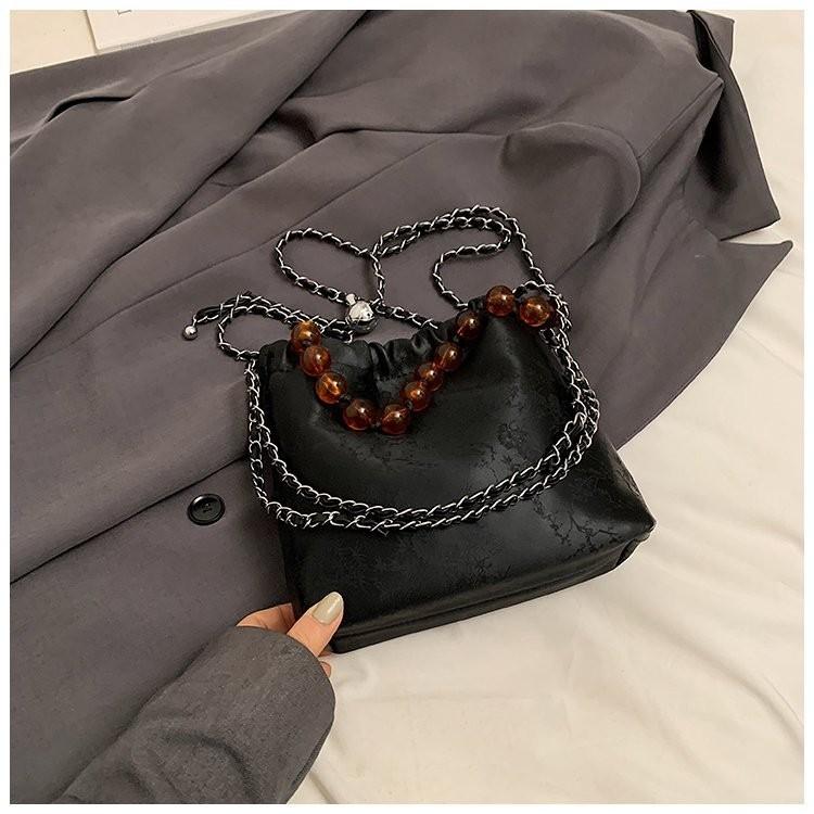 IELGY Exquisite and Fashionable Handbag, Foreign Style Solid Color Versatile Shoulder High Texture Simple Trend Messenger Bag