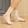 S03_Flower Shower SOCKS_ivory