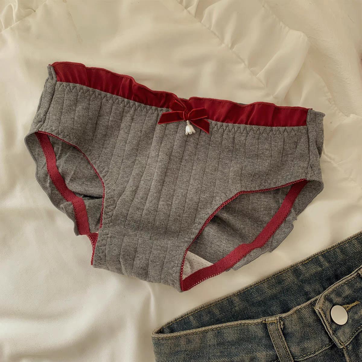 

Сексуальное французское сладкое нижнее белье женский стиль осторожно машина полые женские треугольные брюки XL