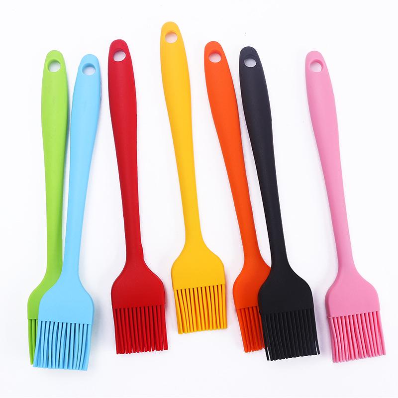 Silicone BBQ Oil Brush - High Temp Resistant, One-Piece Design