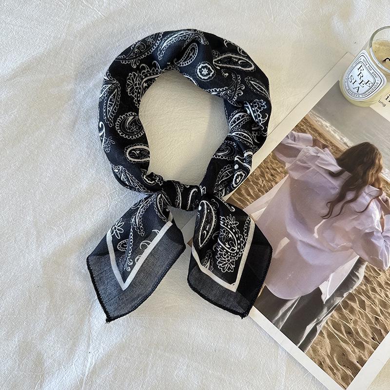 Japanese Retro Cotton Linen Square Scarf: Women's Korean Fashion, Versatile Spring-Autumn Neckerchief and Headband.