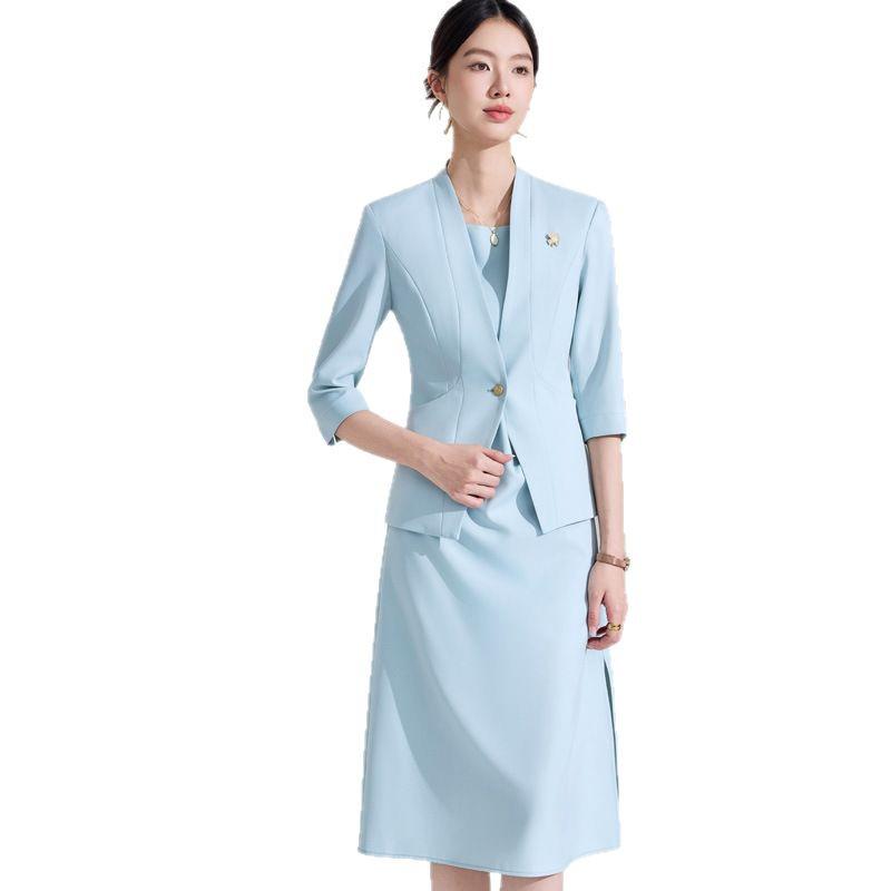 2025 Women's White Blazer: High-End Professional Attire with Goddess Style for the Workplace