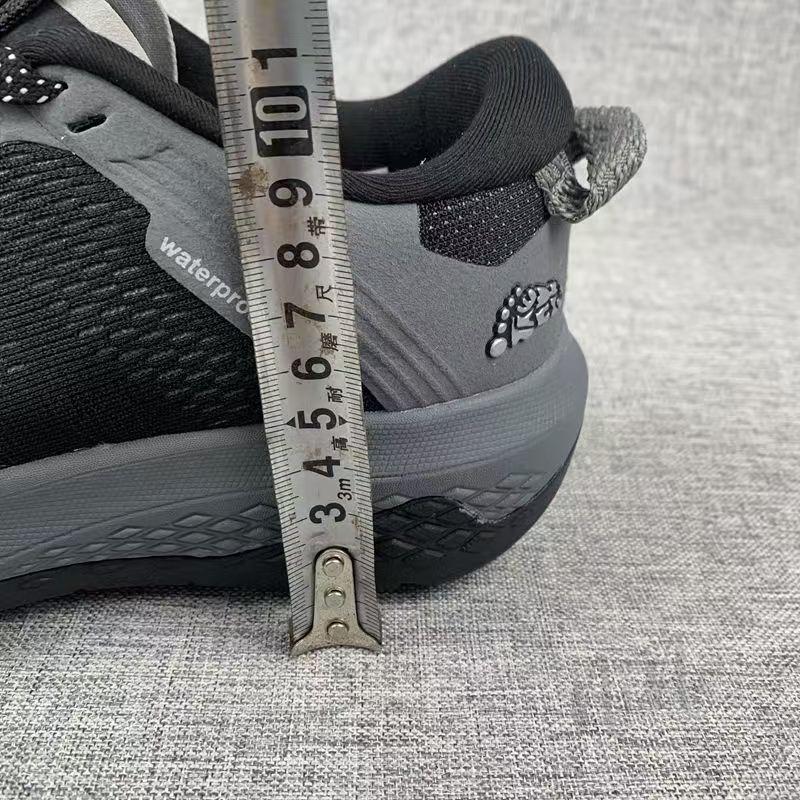 Original Brand Couples Mountain Climbing Footwear Designer Wide Footed All Terrain Sport Shoe Anti Slip Damping Trekking Sneaker