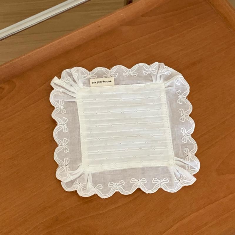 Korean Style Soft Flounced Lace Ruffle Placemats Non-Slip Dustproof Table Pads for Living Room Tea Table Decor