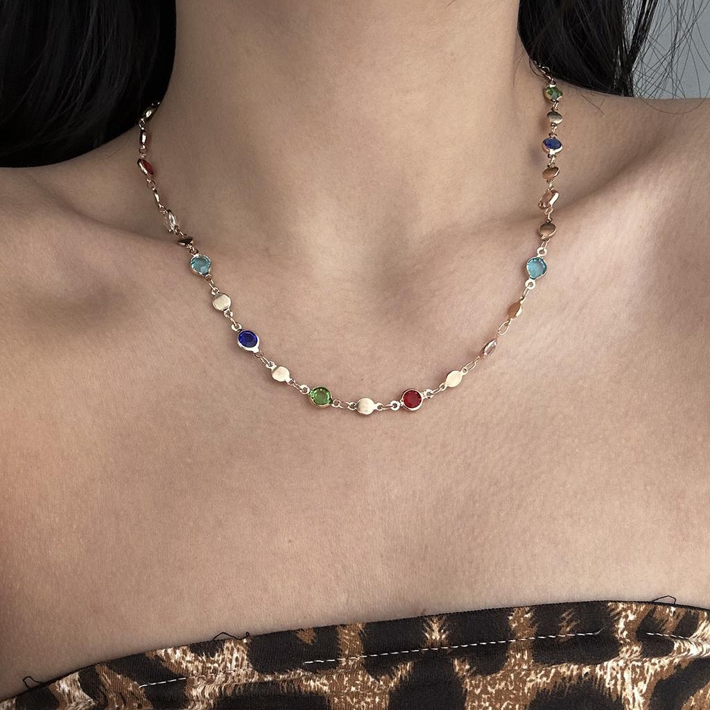 Minimalist Hollow Heart Chain Necklace for Women Bohemian Light Luxury Colourful Crystal Zircon Necklace Party Jewelry Gifts