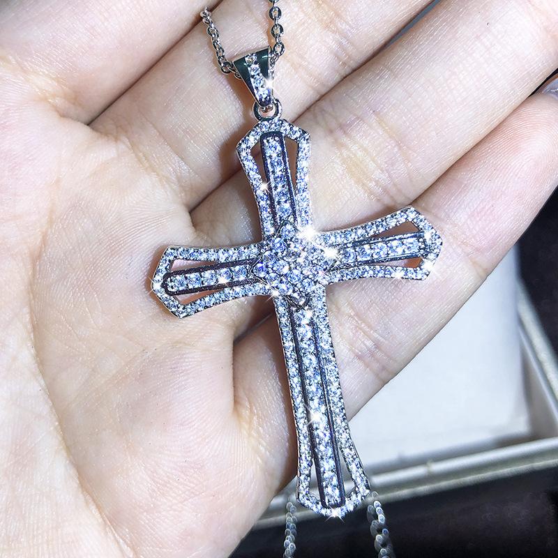 Módní řetízek s přívěskem křížek Roztomilý dámský náhrdelník Zirkonový krystal AAAAA+ Choker s křížkem pro ženy